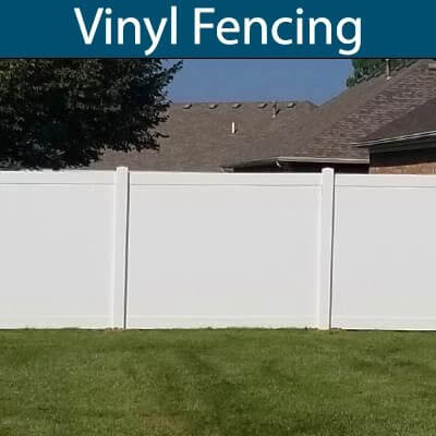 Photo of Savannah Privacy fence style linking to the vinyl fencing page