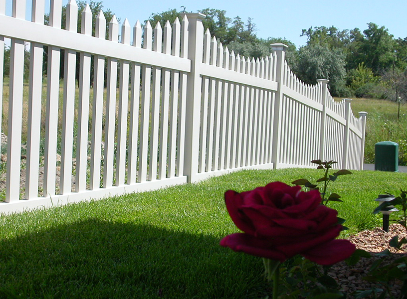 4' Ellington™ Vinyl Picket Fence Weatherables