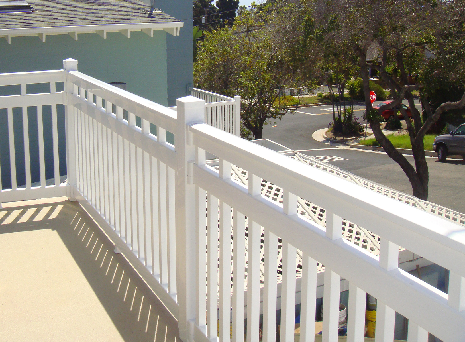 42” Vinyl Railing The Cheshireâ„¢