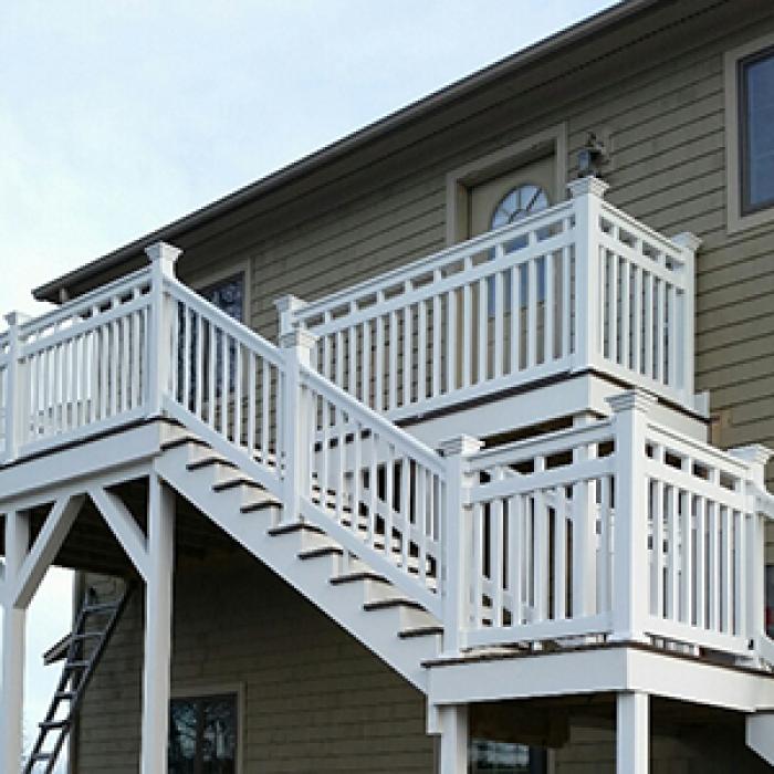 Cheshire PVC Railing on elevated deck