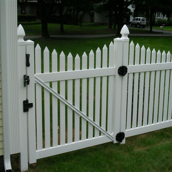 Richmond picket fence single gate white