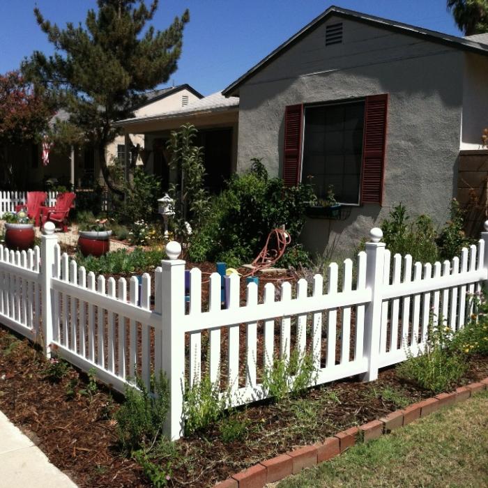 ellington64 picket fence - 3 high