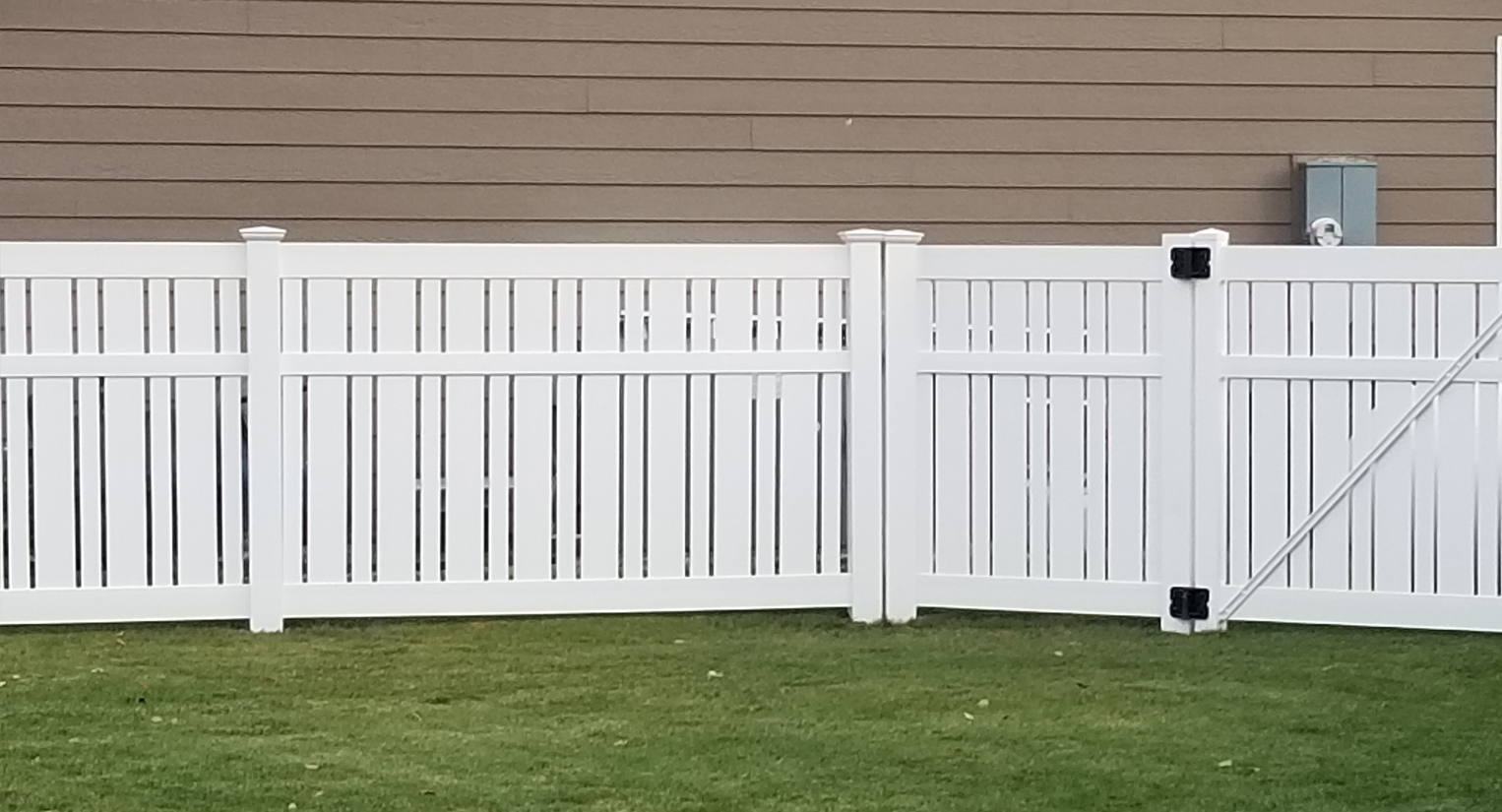 SemiPrivate Vinyl Fence Options Vinyl SemiPrivacy Fencing