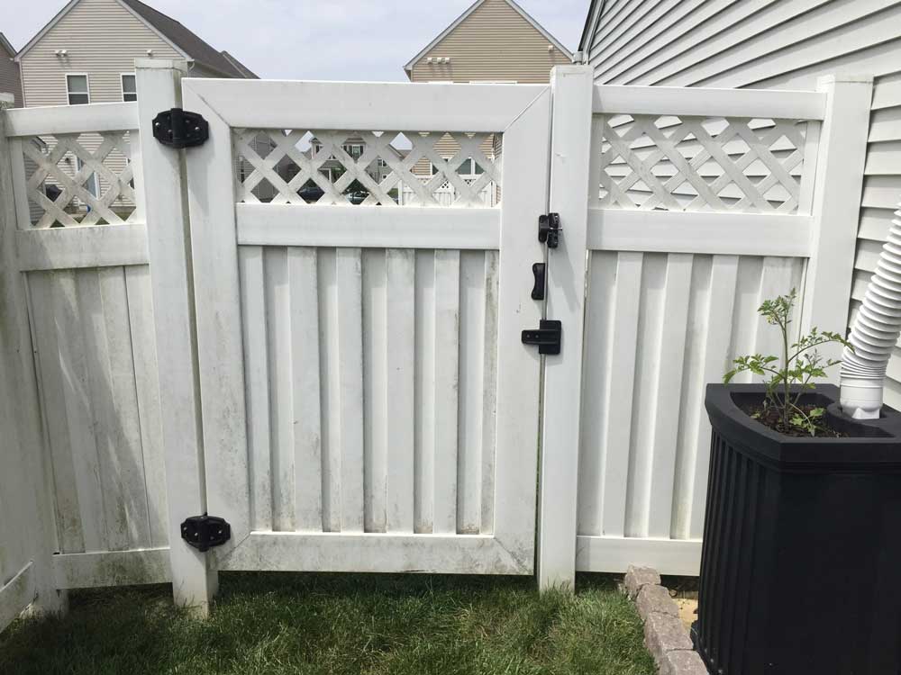 dirty vinyl gate to clean gate