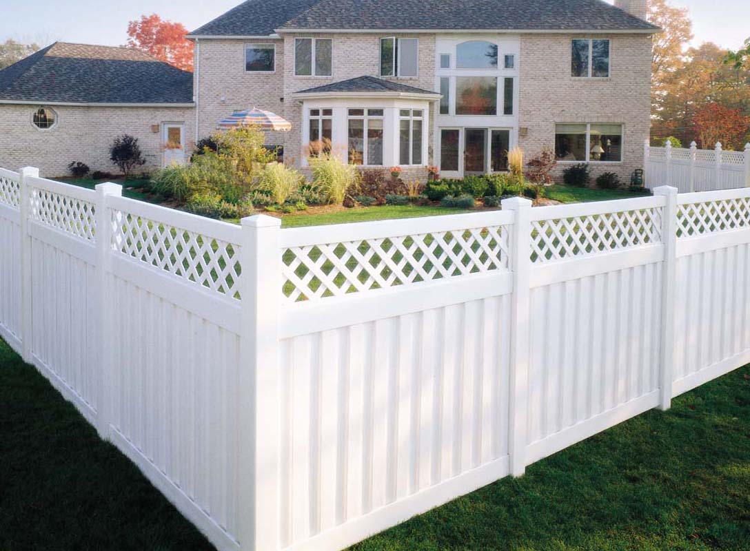 Clearwater™ Vinyl Privacy Fence Weatherables